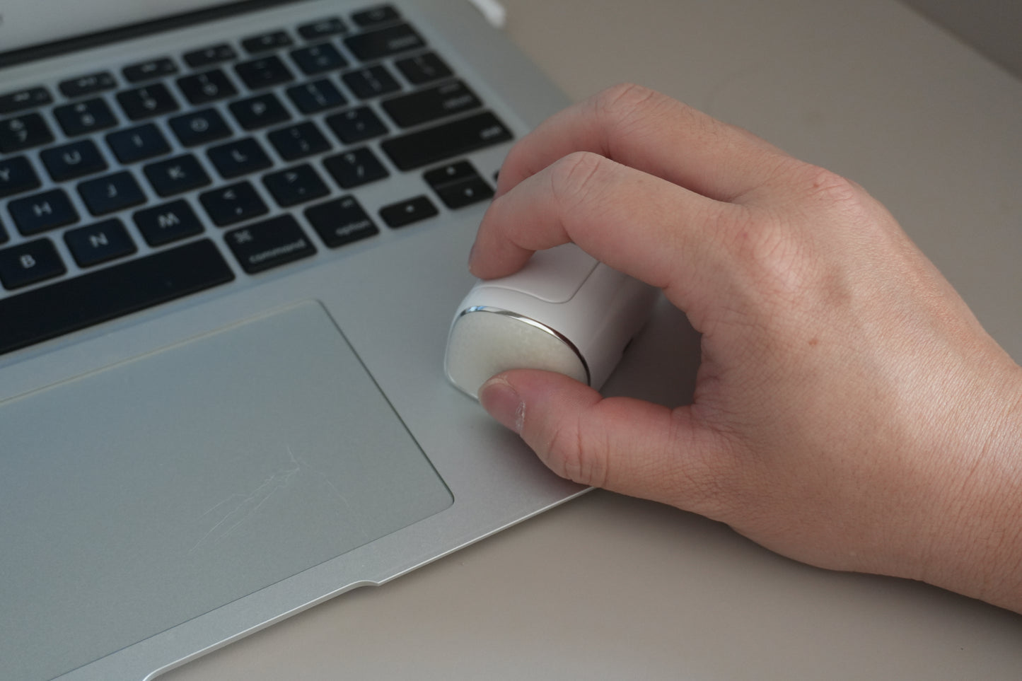 NanoFlow i2 Air-The Smallest Horizontal Mouse